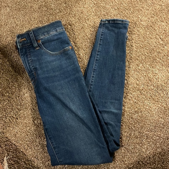 Madewell 9” Mid Rise Skinny Jeans - Picture 2 of 4